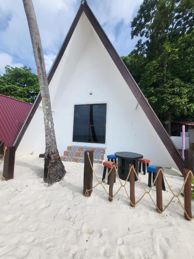 Dewati Roomstay B&B Lang Tengah 외부 사진